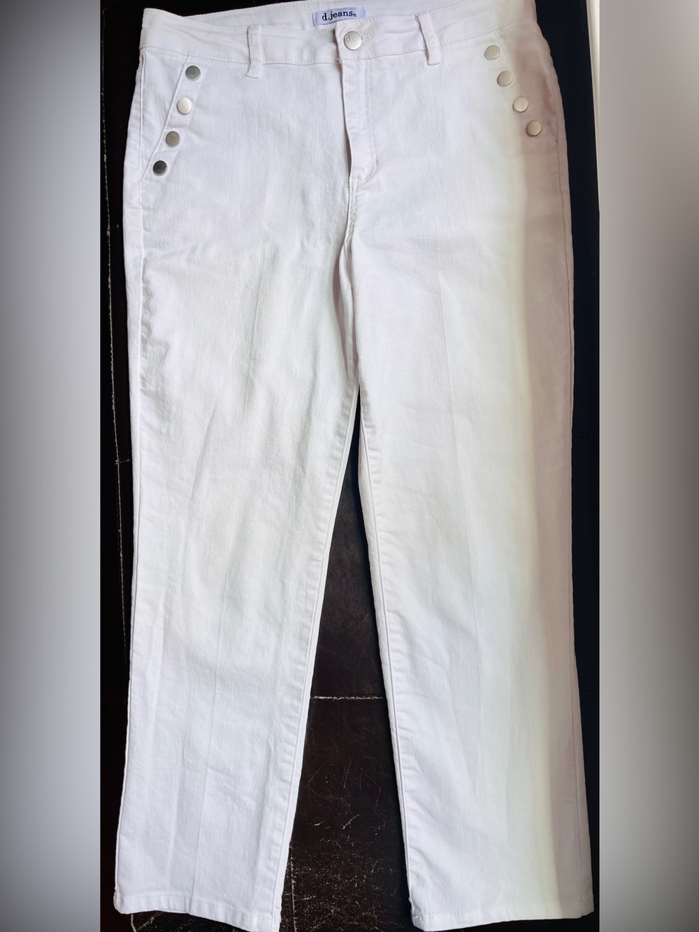 d. jeans White Zip & Snap Front Jeans excel condition